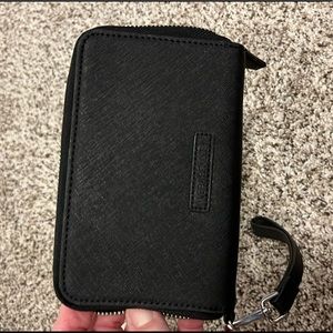 Vera Bradley zip around vinyl wallet